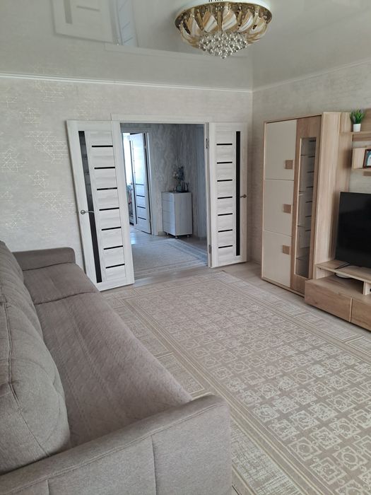 Продам 4 комнатную квартиру