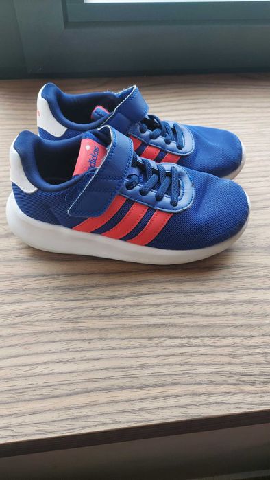 Детски маратонки Adidas, 31 номер