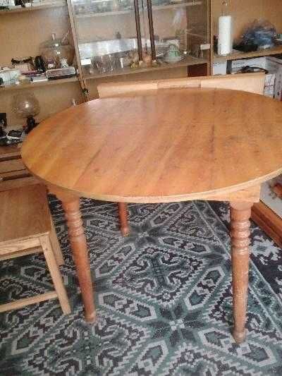 Разтегателна трапезна маса