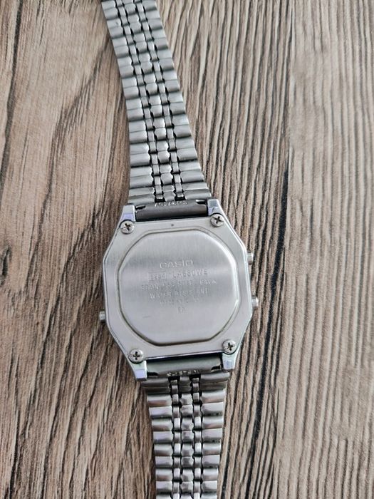 Дамски часовник Guess Casio Lee Cooper