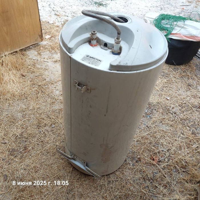 Водонагреватель аристон