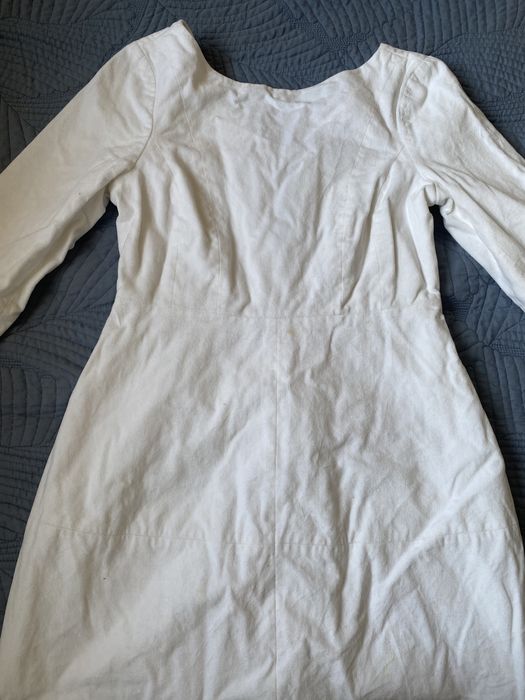 Бархатное белое платье