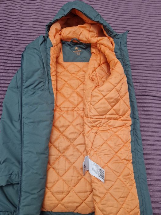 Куртка на девочку