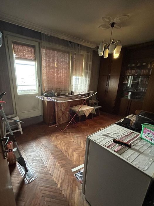 Многостаен апартамент в ж.к. Гео Милев! Отлична локация!