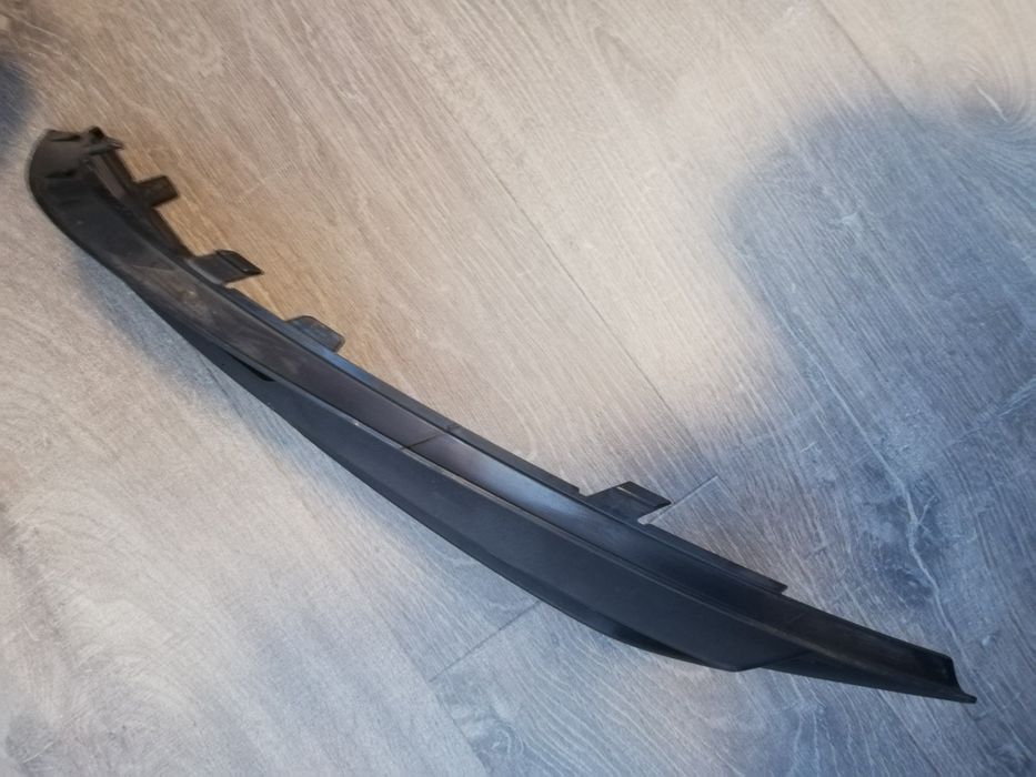 Grila proietor dreapta audi a4 b8.5