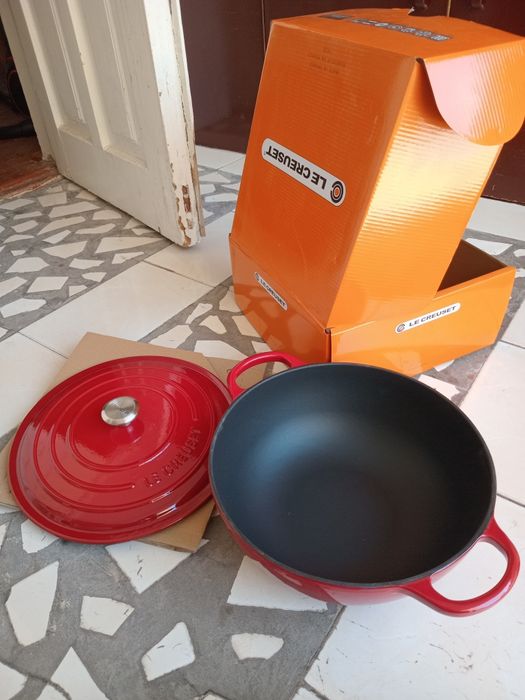 Le Creuset chugin qozon