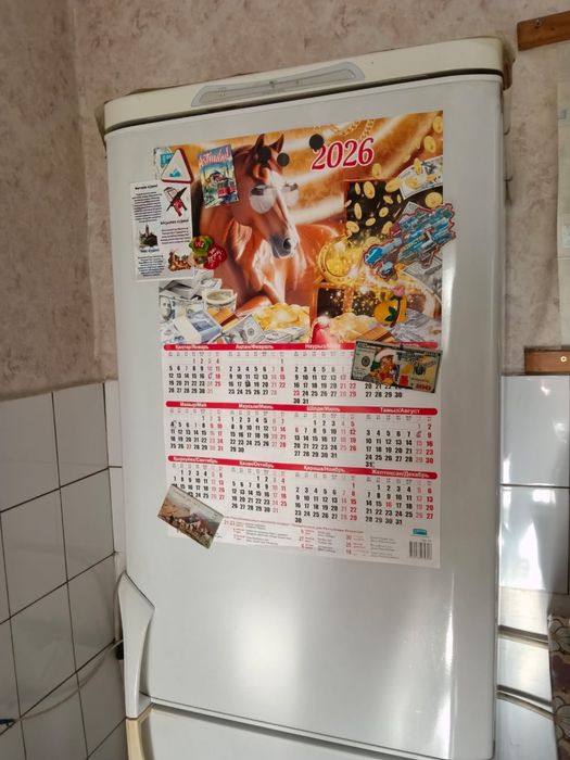 Продам холодильник