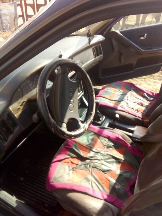 Продам машину Ауди 80