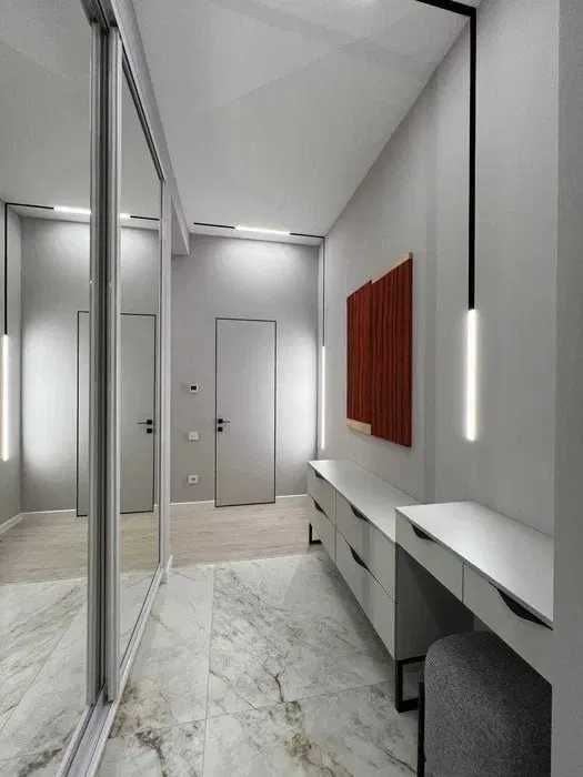 Сдаётся Квартира 2/4/9 на Сергелийский р-н 5-Бекат