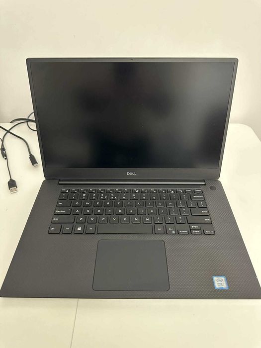 Dell Precision 5540 – i7 / 32GB / 1TB / Quadro 4GB + baterie NOUĂ 97Wh