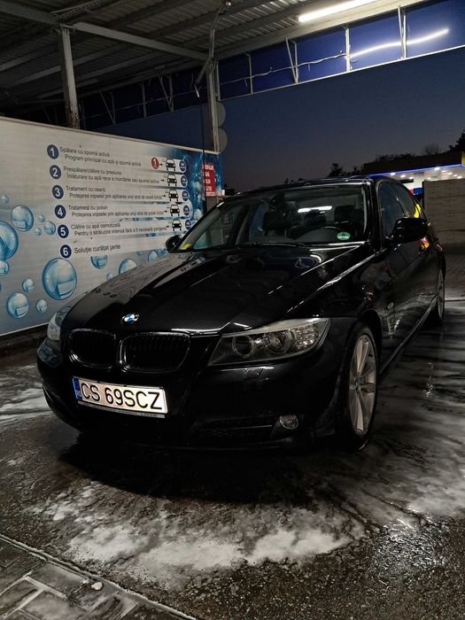 Vand  sau schimb BMW 318i seria 3