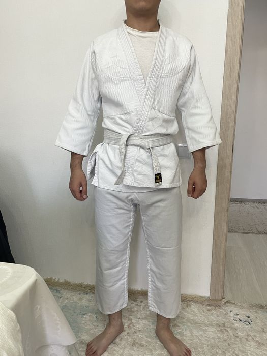 Кимоно для Дзюдо Mizuno