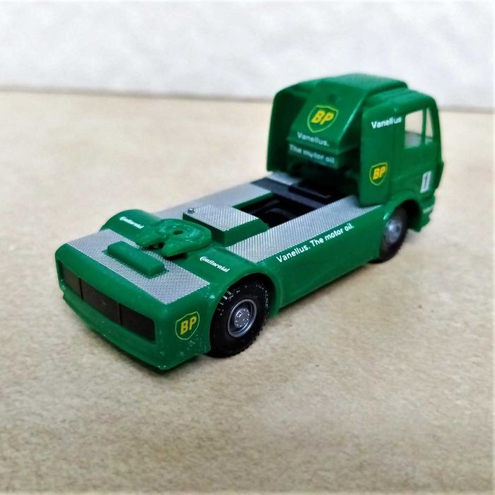 Модели на камиони и ремъркета на HERPA мащаб 1/87