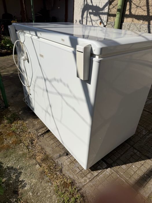 Фризер Liebherr 245 l