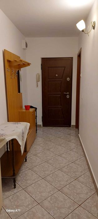 PF, inchiriez apartament 2 camere, Carrefour Gara