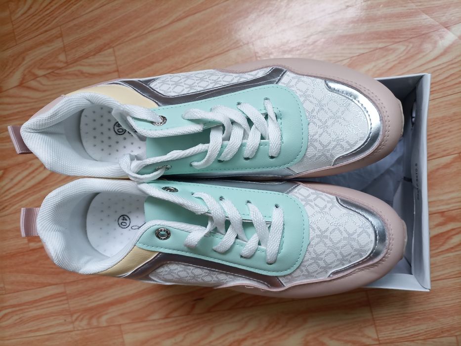 Дамски маратонки - номер 40 - Чисто нови