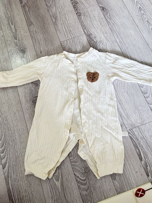 Отдам вещи на мальчика ( за фрукты )