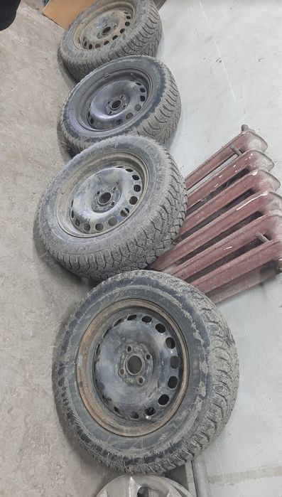 Шина с дисками от Ауди