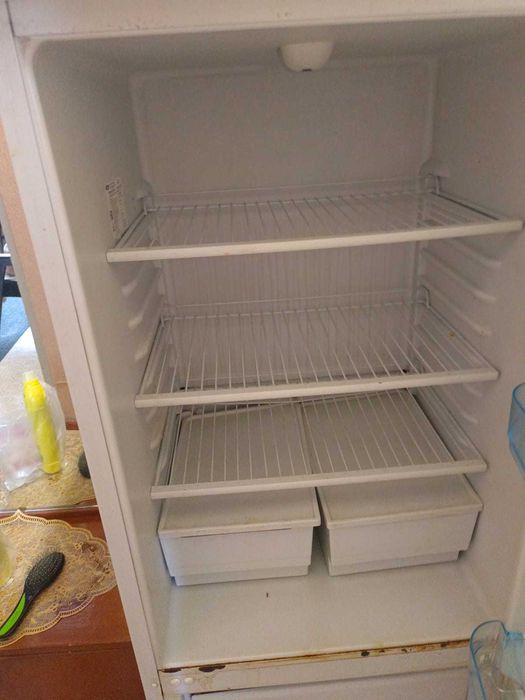 Продам холодильник Бирюса