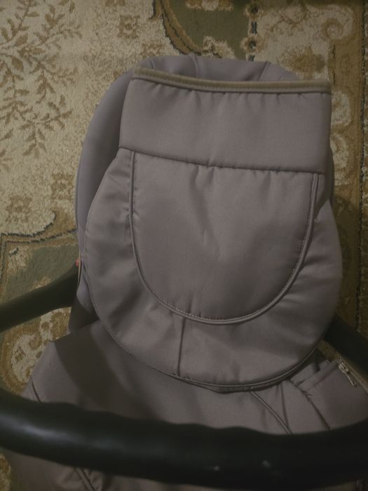 Продам автокресло