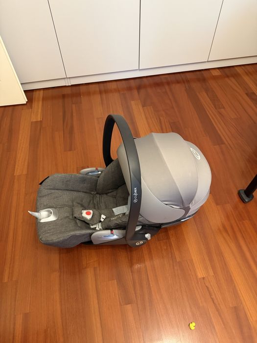 Cybex Platinum: Scoica masina Cloud Z i-size + baza Sirona Z i-size