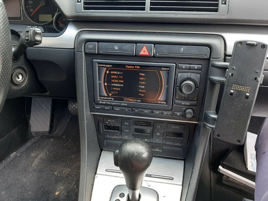 ауди а4 б6 на части  ксенон нави кожа теглич