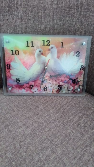 Продам часы настенные