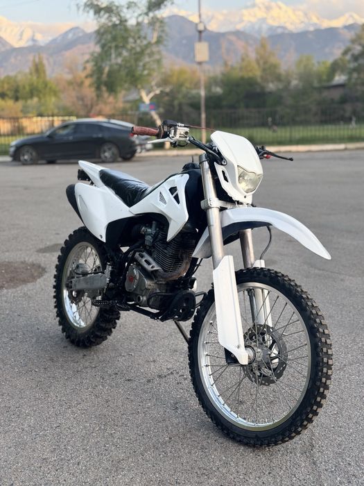 Продам эндуро 06 250 кубов