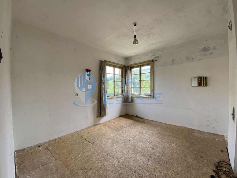 Продава се Къща в с. Караиванца, Област Габрово - 80 кв.м за 351 €/кв.м - Снимка #6