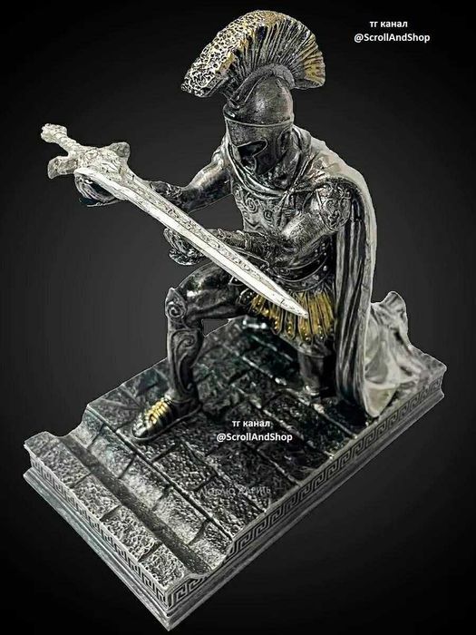 Подставка для телефона и ручки