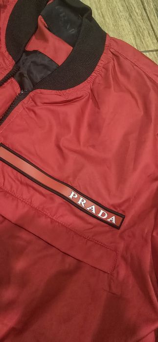 Geaca noua cu eticheta