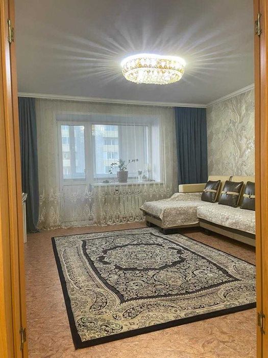 Продам ковер размер  2х3 б/у