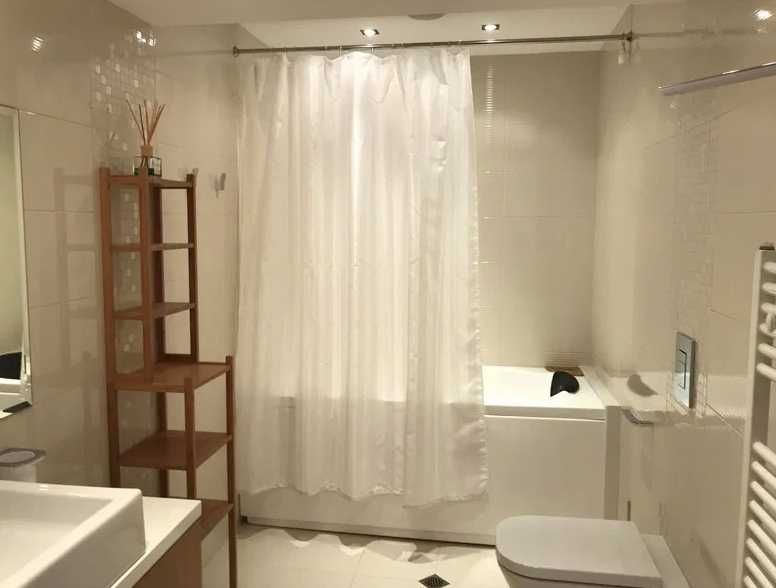 Дава се под наем Многостаен апартамент в Бургас, Сарафово - 315 кв.м за 1096.5 € - Снимка #10