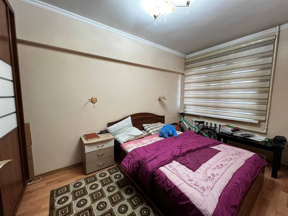 Срочно продаётся 2 ком Ц-4 Алайский рынок