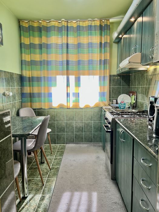 Apartament 2 camere Chisineu-Cris (deasupra mag. Curtici)