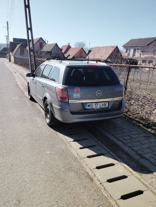 De vanzare Opel Astra H