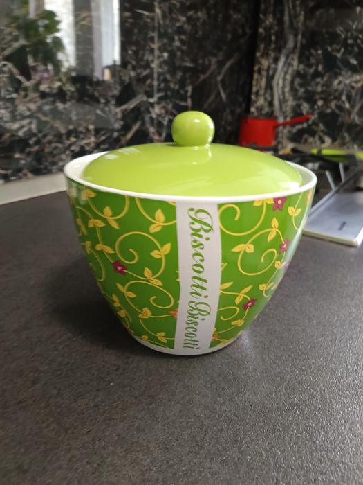 Vas ,borcan pentru biscuiți