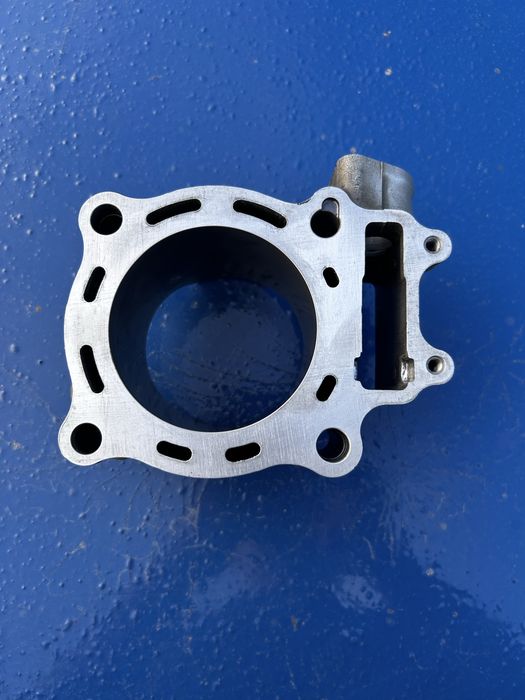 Цилиндър за Honda crf 250r 2009