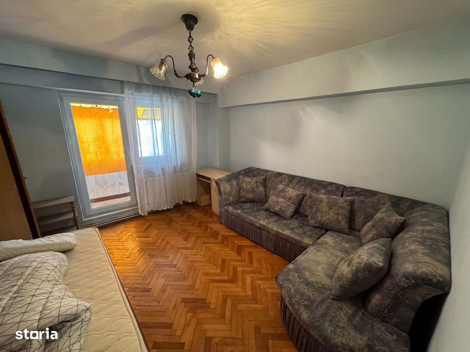 Chirie apartament 3 camere decomandate , mobilat , Carpati 2
