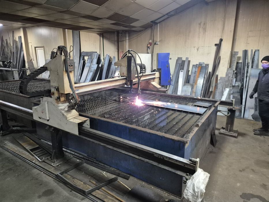 Masina CNC debitat tabla cu plasma Eckert Ruby Max