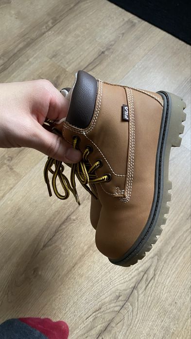 Ghete fila marimea 26