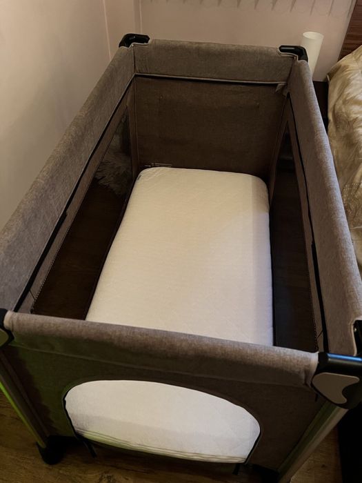 Детска кошара Kangaroo на две нива + матрак от мемори пяна