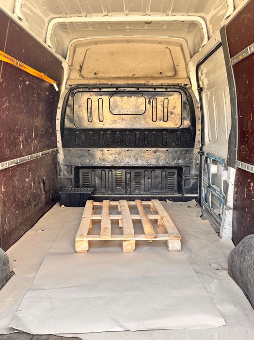 Vând Ford Transit 2.2l