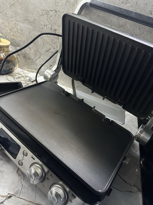 Продам гриль Delonghi
