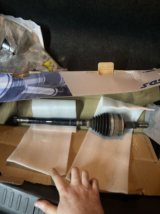 Монза 1.5 граната наружная правая и стабилизатор тяга. Оригинал 1000%