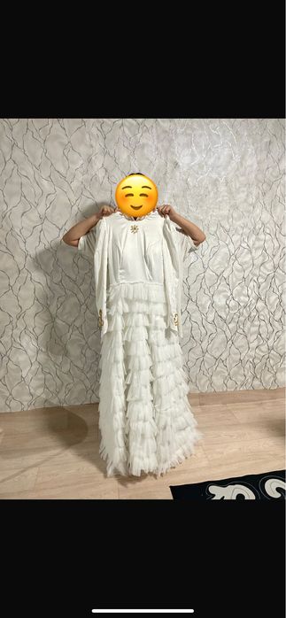 Продаётся красивое белое платье