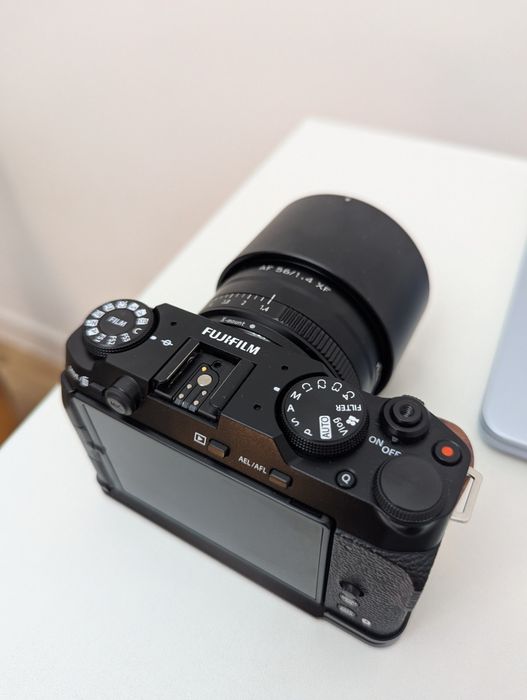 Fujifilm xm5 + 3 объектива.