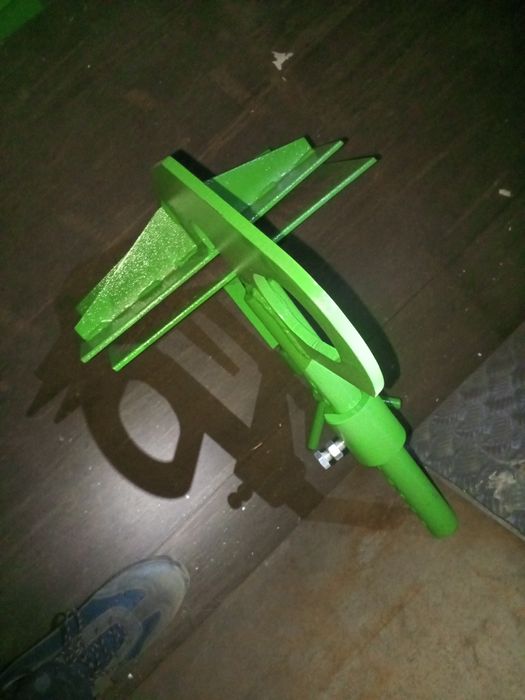 Захваты для сендвич панелей