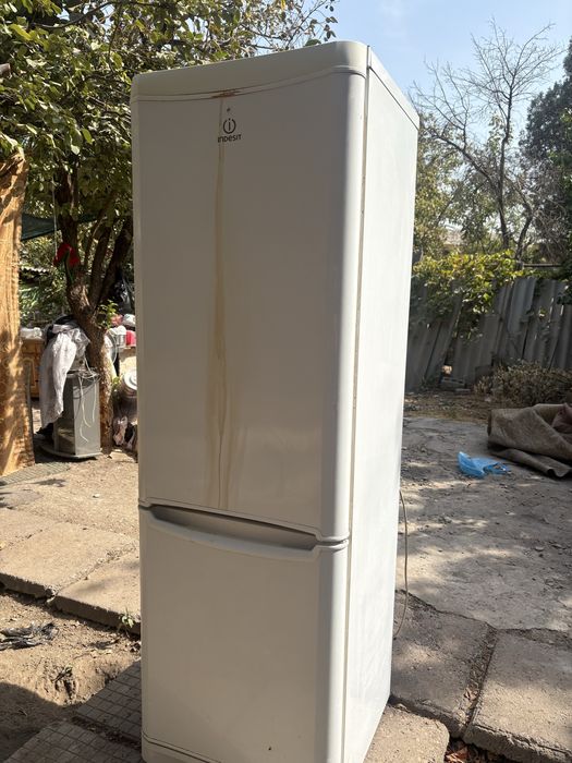 Продается холодильник срочно