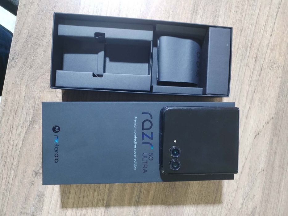 Motorola razr ultra 50